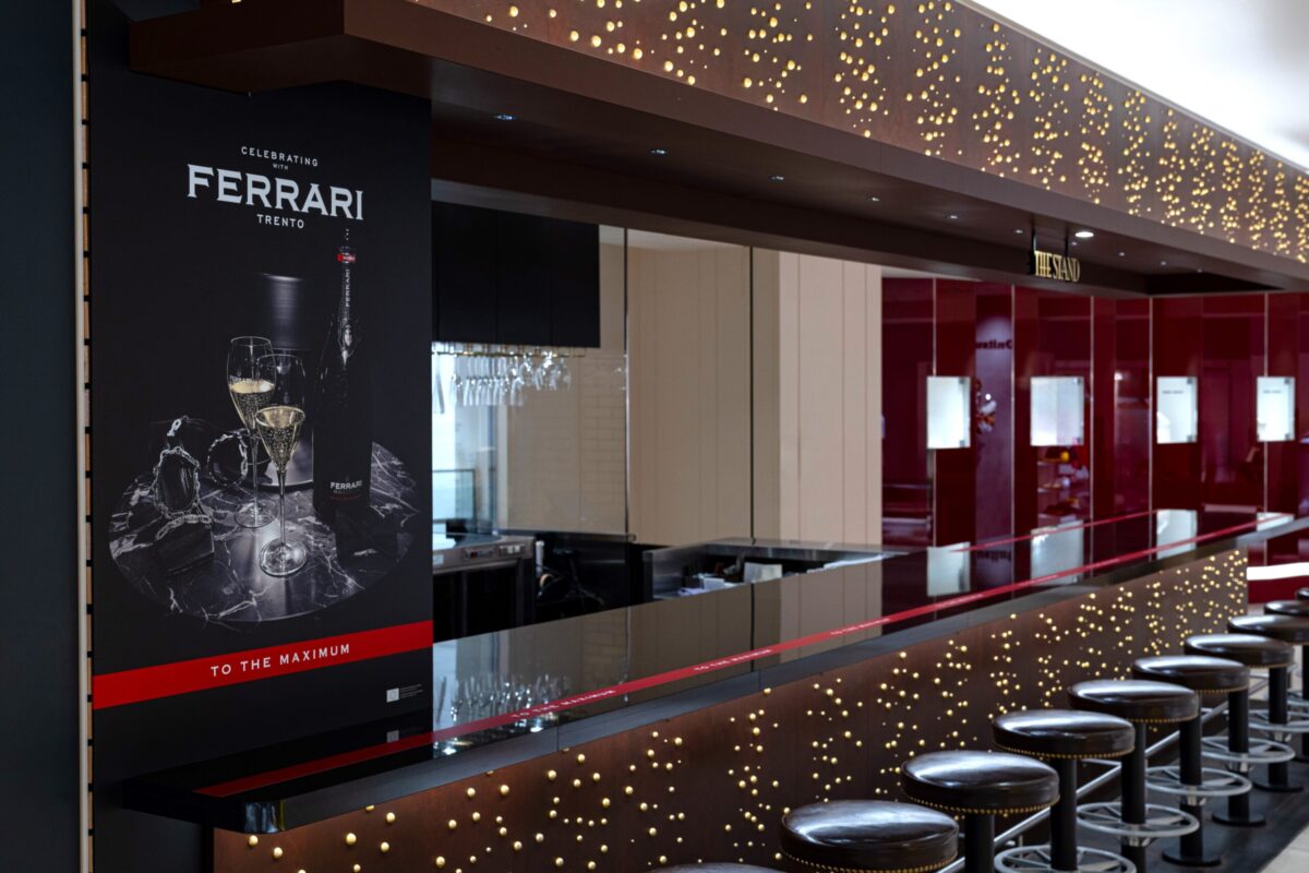 今年もザ・スタンドにFerrari POP UP Barが登場（9/15～9/28）